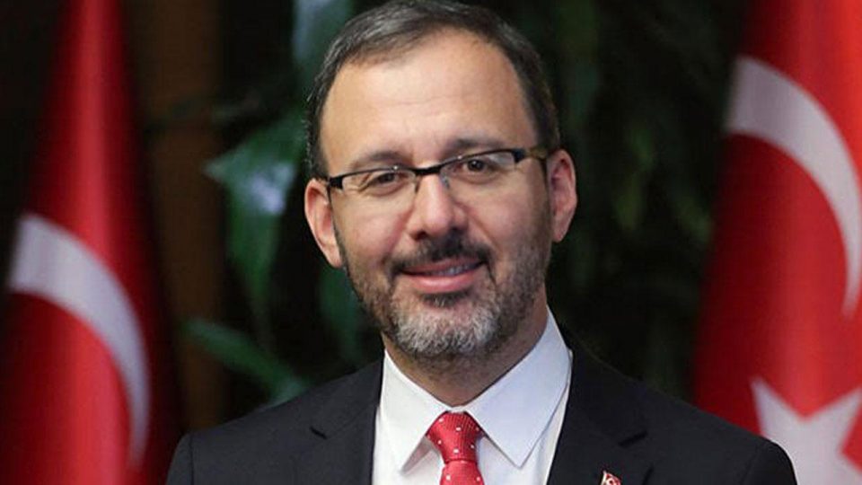 Bakan Kasapoğlu Esra Yıldız’ın sevincine ortak oldu