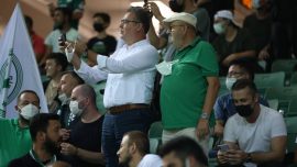 Giresunsporlu taraftarlar Karadeniz derbisini heyecanla beliyor