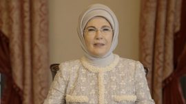 Emine Erdoğan’dan Filenin Sultanları’na tebrik