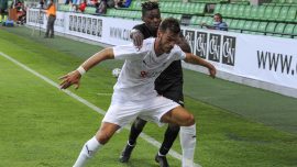 Sivasspor’da savunma oyuncusu Goutas forvetleri geçti