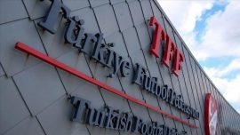 TFF Erhan Çelenk’i centilmence davranışından dolayı kutladı
