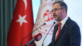 Bakan Kasapoğlu’ndan milli kick boksçulara tebrik