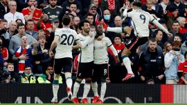 Liverpool’dan ManU deplasmanında tarihi galibiyet