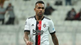 Alex Teixeira’dan Beşiktaş’a kötü haber