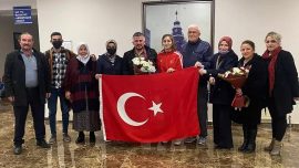 Dünya üçüncüsü Sinem’e coşkulu karşılama