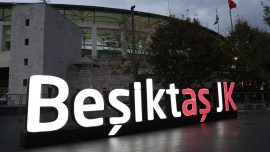 Beşiktaş’ta bir futbolcu pozitif