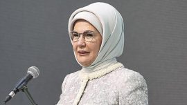 Emine Erdoğan’dan VakıfBank Kadın Voleybol Takımına tebrik
