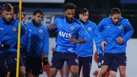Fenerbahçe ligin ilk yarısını kayıpsız geçmek istiyor