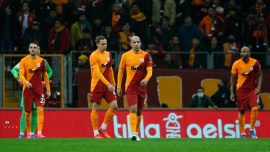 Galatasaray liderin 16 puan gerisine düştü