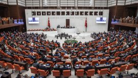 Yeni spor yasası için mesai sürüyor: Nihat Özdemir dinlendi