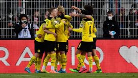 Borussia Dortmund deplasmanda kazandı