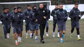 Konyaspor zirve takibini sürdürmek istiyor