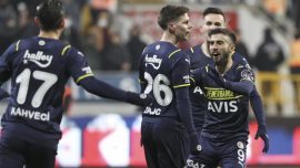 Fenerbahçe lider Trabzonspor’u konuk edecek