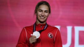 Buse Tosun Çavuşoğlu’ndan gümüş madalya