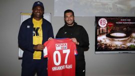 Nijeryalı eski futbolcu Kanu’dan Antalyaspor’a ziyaret