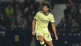Arsenal Elneny’nin sözleşmesini uzattı