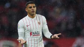Aston Villa’dan savunmaya takviye
