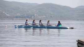 Milli sporcular altın madalya hedefiyle kürek çekiyor