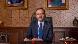Bakan Kasapoğlu Japonya Büyükelçisi Kazuhiro’ya taziyede bulundu