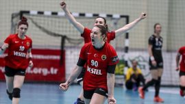 Hentbolda Süper Kupa Kastamonu Belediyespor’un