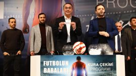 “Futbolun Babaları” halı saha turnuvasının kura çekimi yapıldı