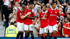 Manchester United farklı kazandı