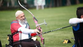 “Okçu dede” Cemil Yılmazlı hedefi 2024 Paralimpik Oyunları