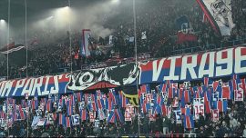 PSG taraftarlarından “oruç açma” tepkisi