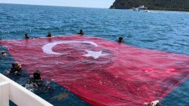 Kemer’de “Paris 2” batığına dalış etkinliği düzenlendi