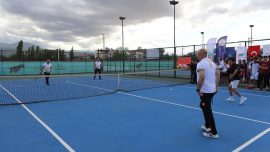 Iğdır’da Alagöz Holding 3. Kayısı Cup Tenis Turnuvası başladı
