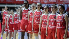 Potanın Perileri Macaristan’ı devirdi