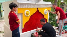 “Şampiyon çeşme” bu yıl Galatasaray’ın renklerine büründü
