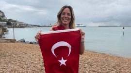 Deniz Kayadelen Manş Denizi’ni geçerek adını tarihe yazdırdı