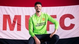 Altay Bayındır Manchester’ın Şampiyonlar Ligi kadrosunda yer aldı