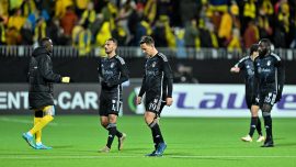 Beşiktaş’ta seçim belirsizliği, kötü sonuçlarla birleşti