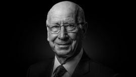 Manchester United’in efsane futbolcusu Bobby Charlton vefat etti