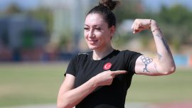Türk atletizminin ilklere imza atan sporcusu Tuğba Danışmaz
