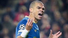 Pepe Şampiyonlar Ligi’nde tarihe geçti
