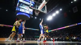 Anadolu Efes Fenerbahçe Beko’yu mağlup etti