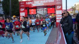 Gaziantep’te 5. Gazi Yarı Maratonu’na 1300 atlet katıldı